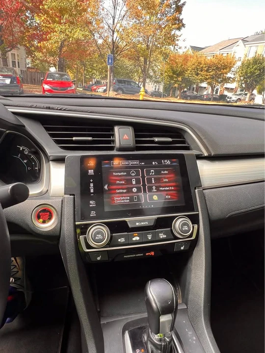 2016 Honda Civic 10th Gen - Image 12 of 19