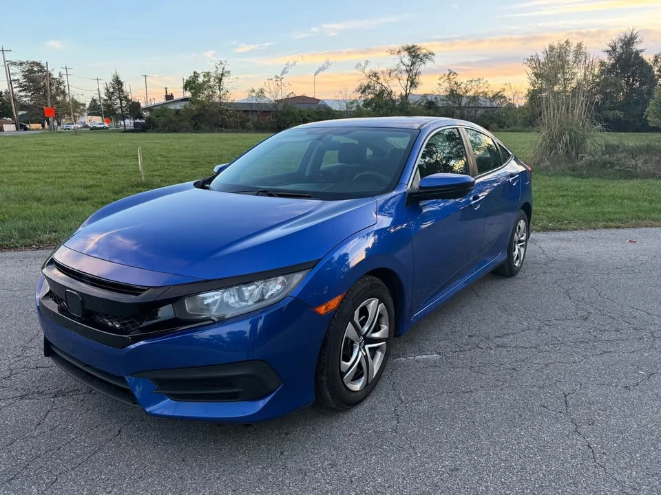 2016 Honda Civic 10th Gen - Image 3 of 9