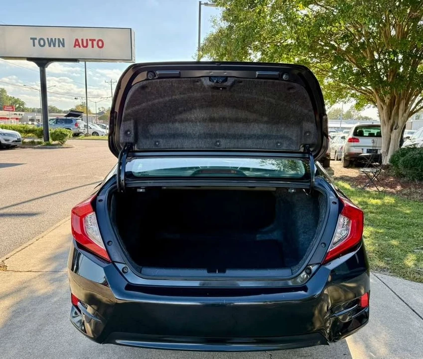 2016 Honda Civic 10th Gen - Image 12 of 20