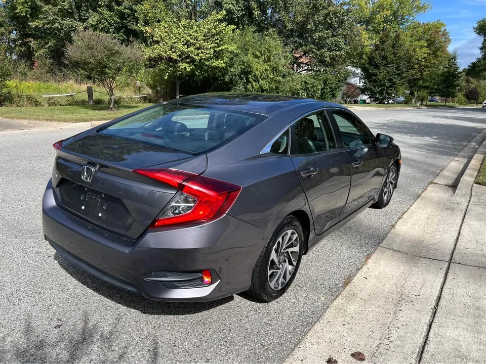2016 Honda Civic 10th Gen - Image 6 of 13