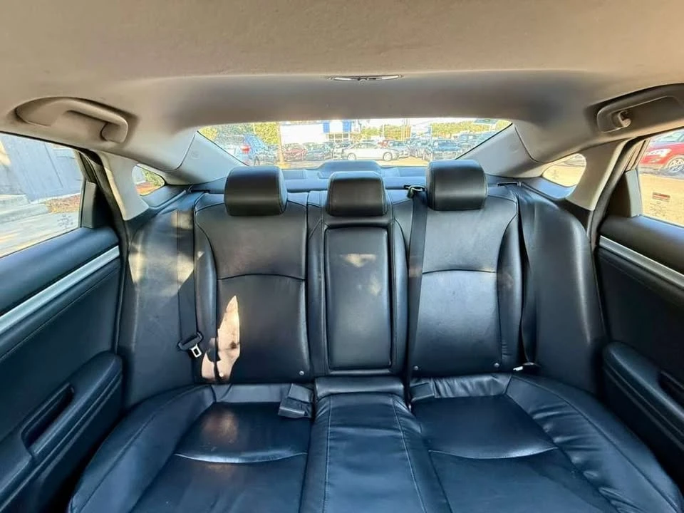 2016 Honda Civic 10th Gen - Image 10 of 20