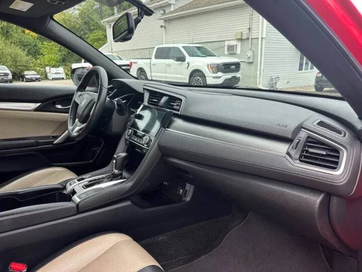 2016 Honda Civic 10th Gen - Image 13 of 17