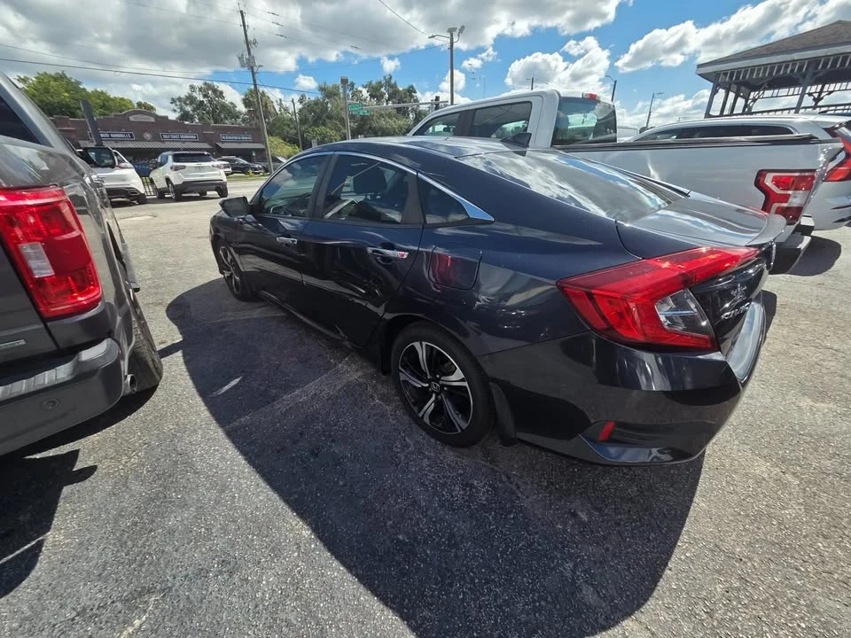 2016 Honda Civic 10th Gen - Image 3 of 9