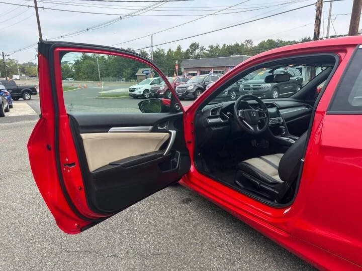 2016 Honda Civic 10th Gen - Image 8 of 17