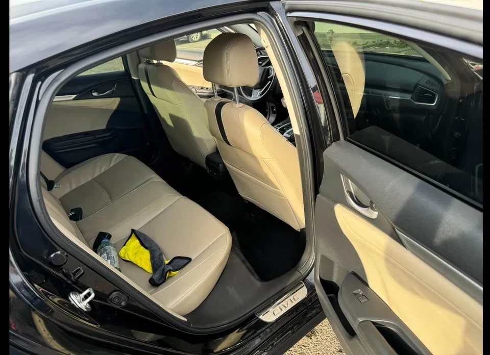 2016 Honda Civic 10th Gen - Image 12 of 20