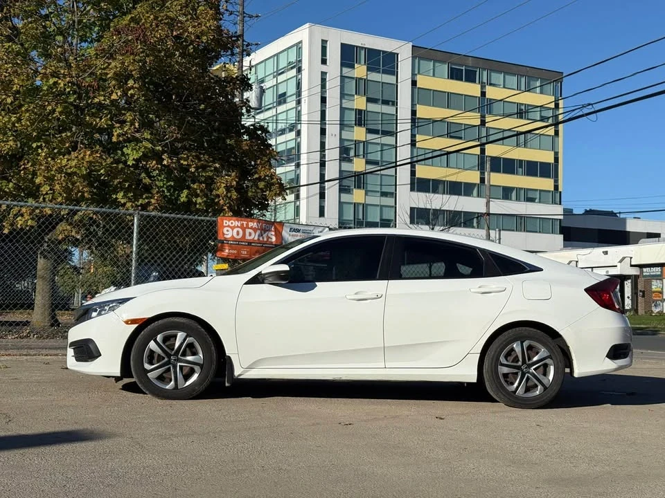 2016 Honda Civic 10th Gen - Image 2 of 11