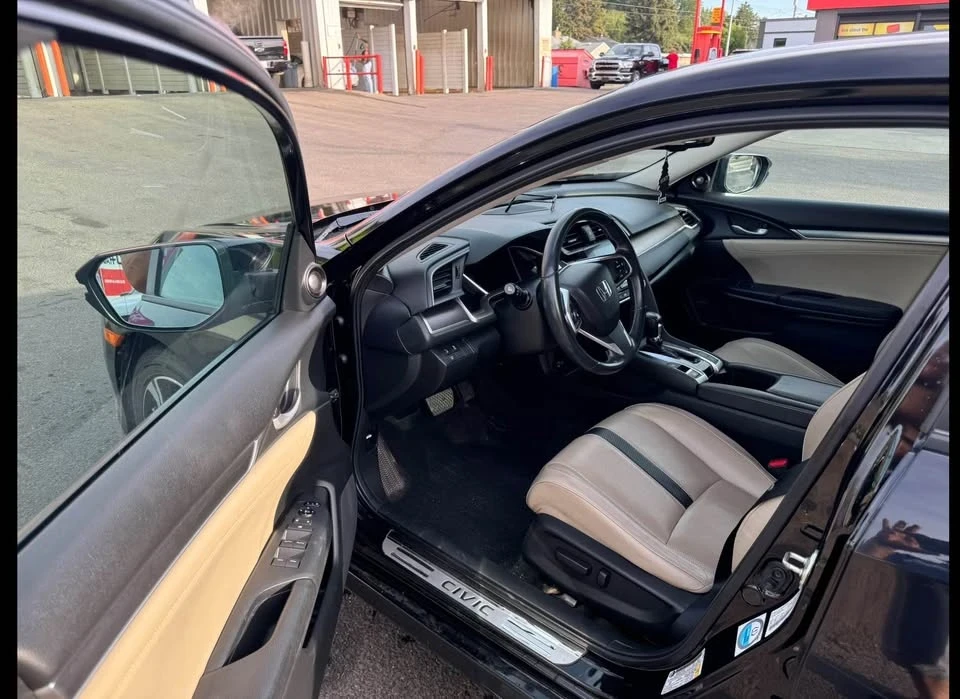 2016 Honda Civic 10th Gen - Image 10 of 20