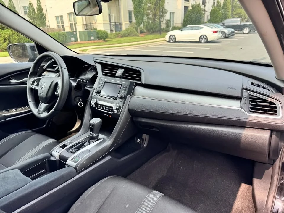 2016 Honda Civic 10th Gen - Image 13 of 20