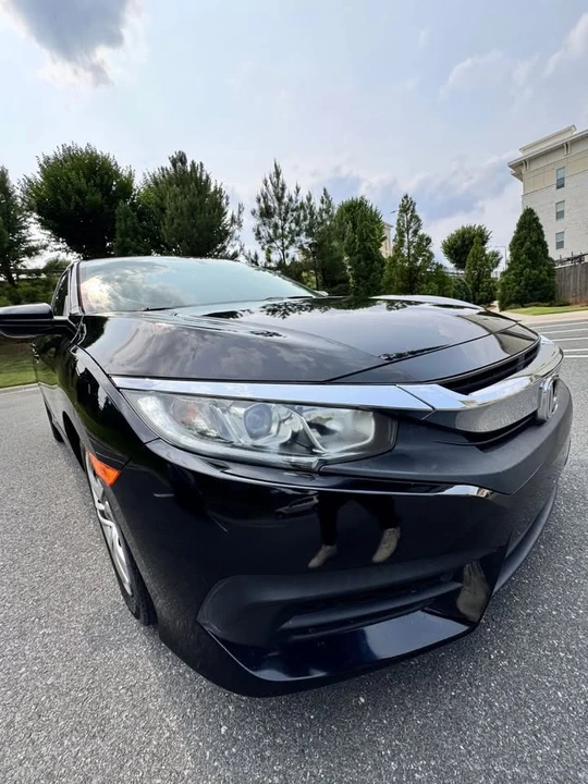 2016 Honda Civic 10th Gen - Image 19 of 20