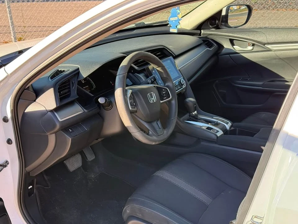 2016 Honda Civic 10th Gen - Image 8 of 11