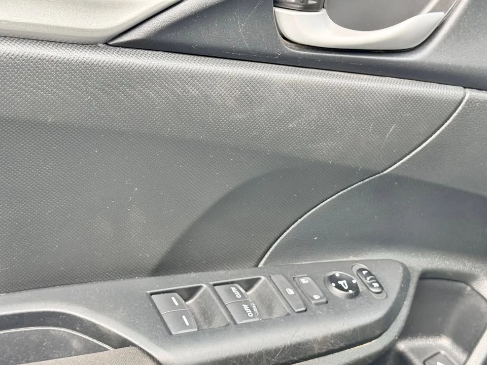 2016 Honda Civic 10th Gen - Image 15 of 20