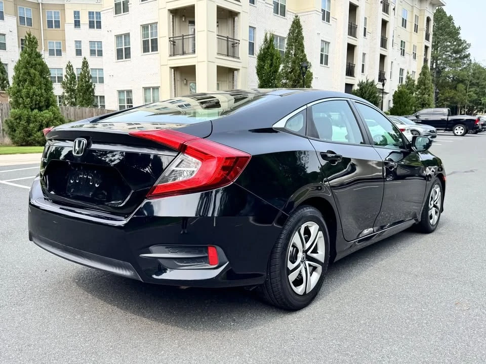 2016 Honda Civic 10th Gen - Image 3 of 20