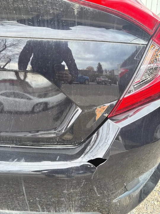 2016 Honda Civic 10th Gen - Image 2 of 6