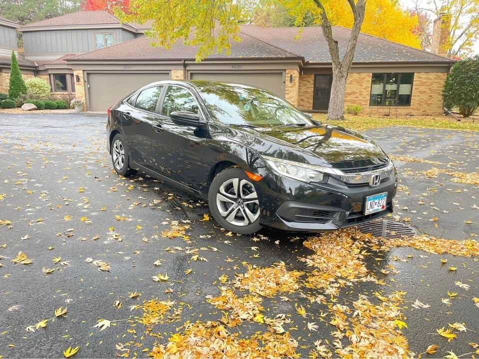 2016 Honda Civic 10th Gen - Image 8 of 13