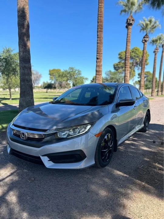 2016 Honda Civic 10th Gen - Image 2 of 6