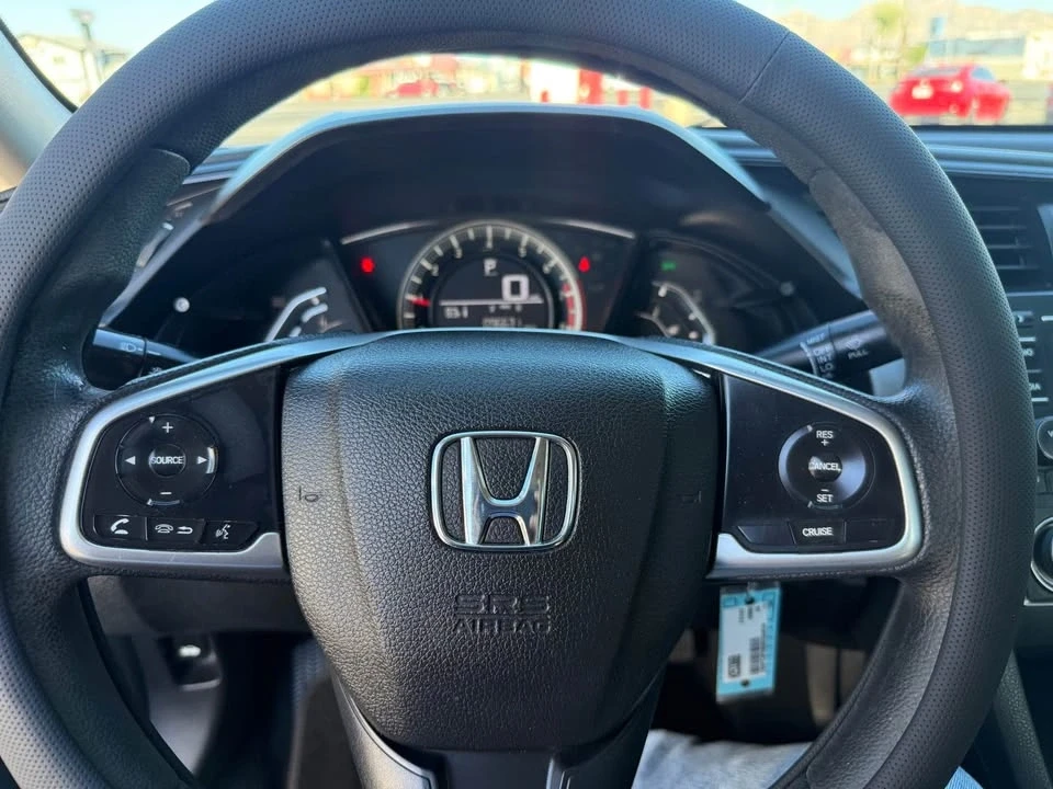 2016 Honda Civic 10th Gen - Image 8 of 11