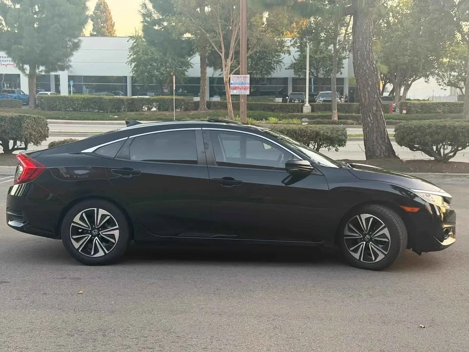 2016 Honda Civic 10th Gen - Image 11 of 14