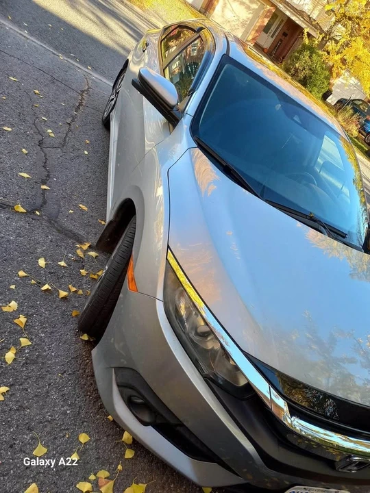 2016 Honda Civic 10th Gen - Image 5 of 11