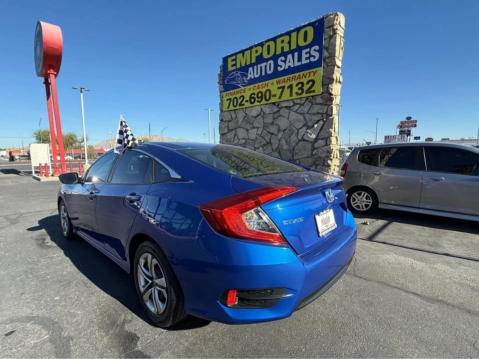 2016 Honda Civic 10th Gen - Image 2 of 11