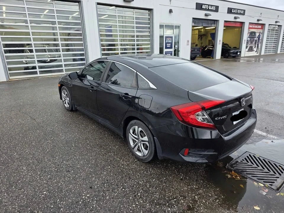 2016 Honda Civic 10th Gen - Image 3 of 13