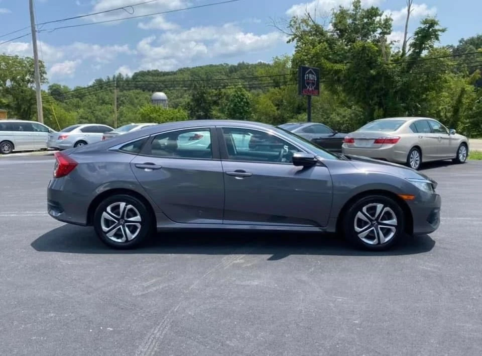 2016 Honda Civic 10th Gen - Image 3 of 3