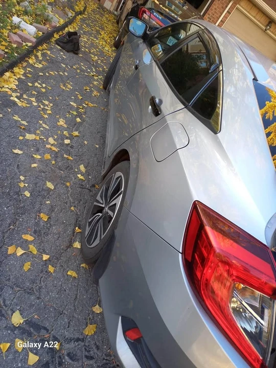 2016 Honda Civic 10th Gen - Image 7 of 11