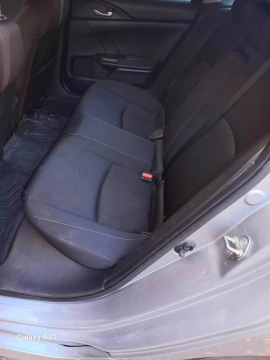 2016 Honda Civic 10th Gen - Image 9 of 11