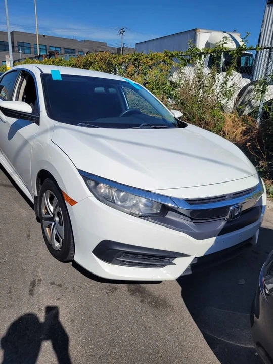 2016 Honda Civic 10th Gen - Image 9 of 9