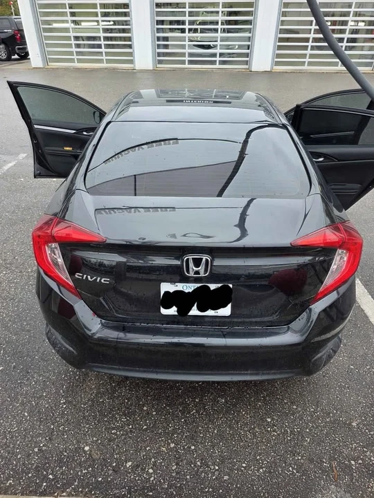 2016 Honda Civic 10th Gen - Image 5 of 13