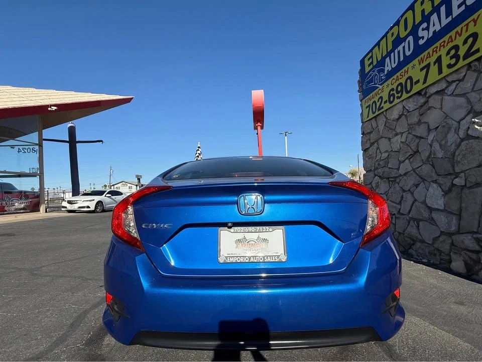 2016 Honda Civic 10th Gen - Image 3 of 11