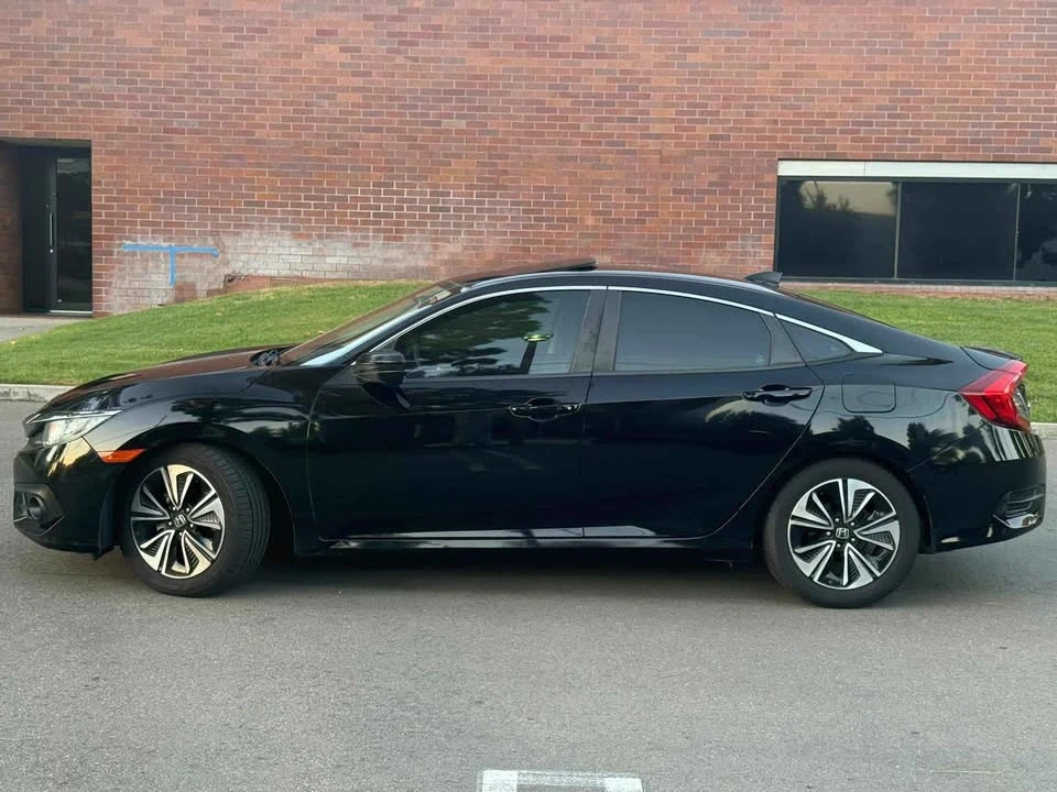 2016 Honda Civic 10th Gen - Image 7 of 14