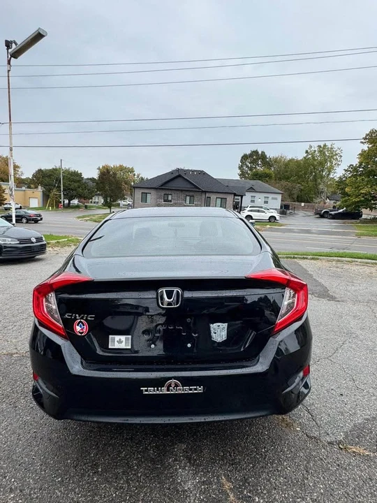 2016 Honda Civic 10th Gen - Image 2 of 10