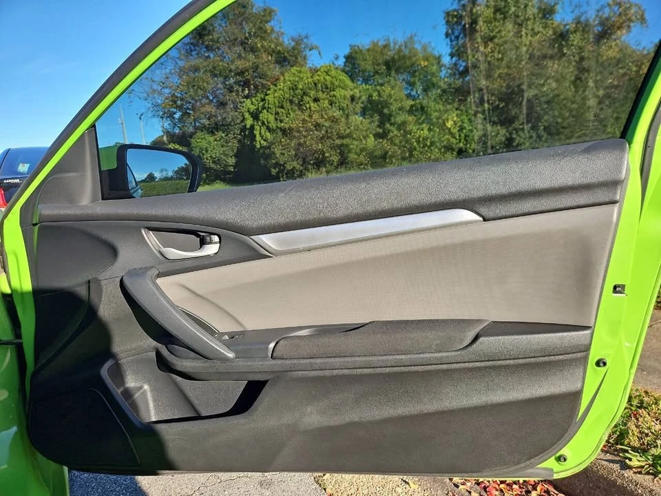 2016 Honda Civic 10th Gen - Image 16 of 19