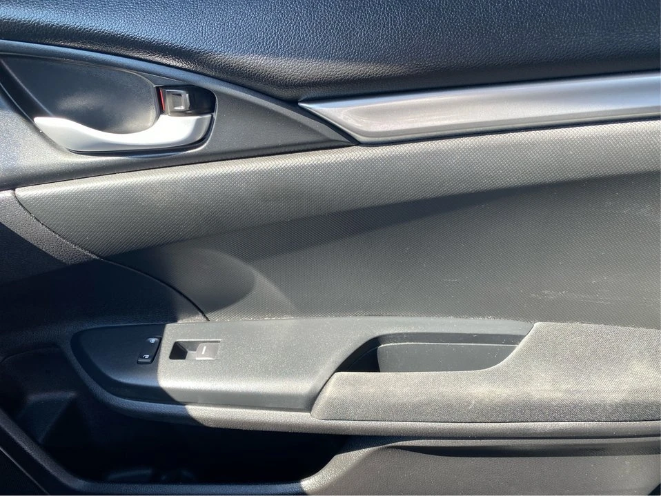 2016 Honda Civic 10th Gen - Image 19 of 20