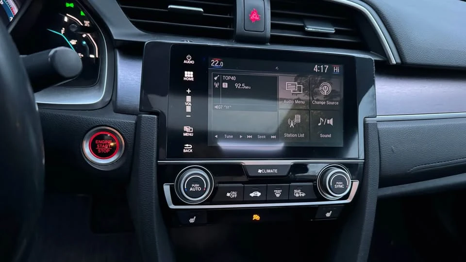 2016 Honda Civic 10th Gen - Image 12 of 20