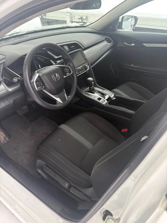 2016 Honda Civic 10th Gen - Image 4 of 8