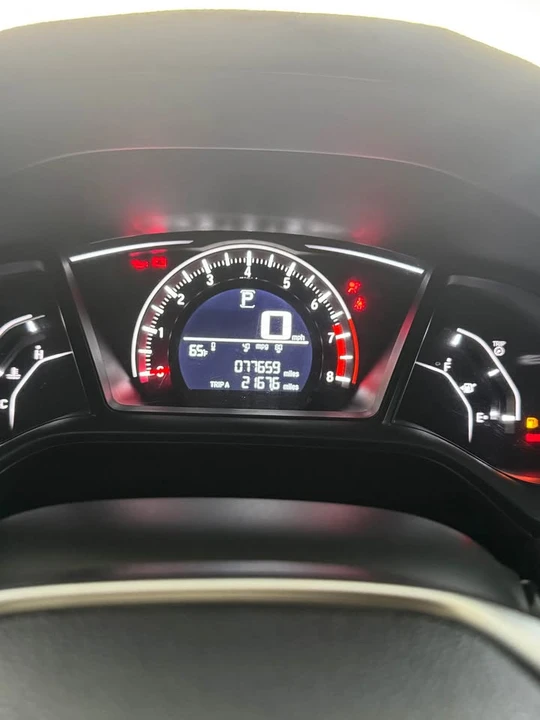 2016 Honda Civic 10th Gen - Image 4 of 9
