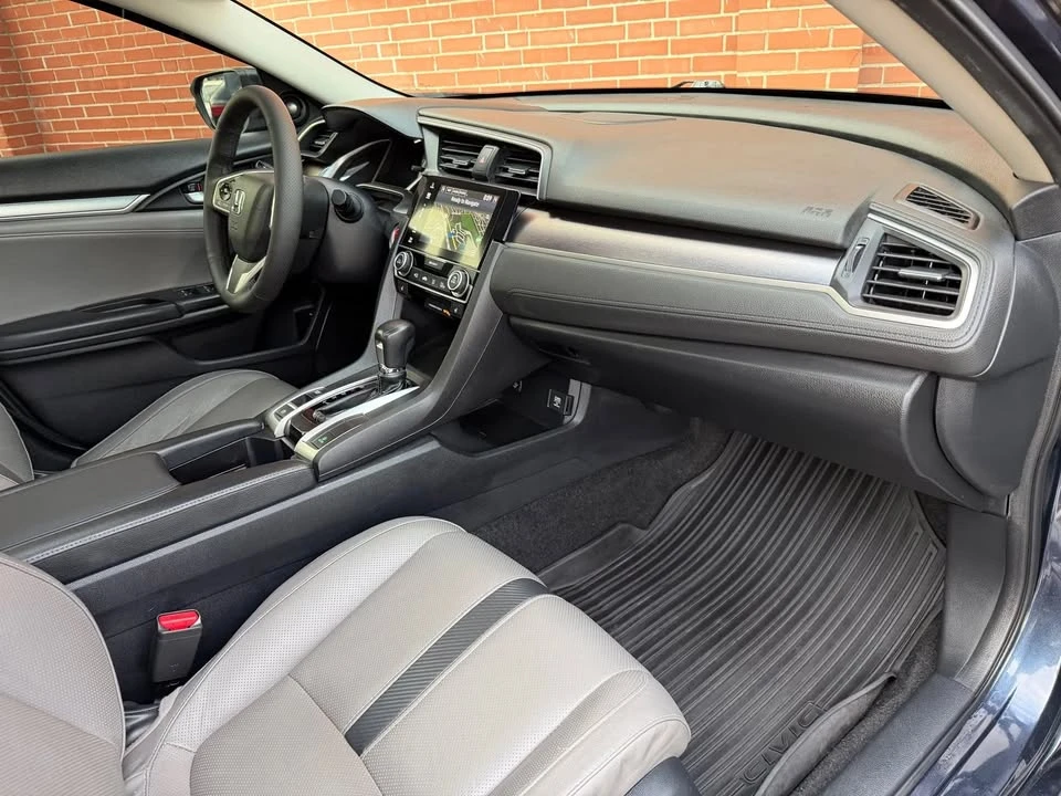 2016 Honda Civic 10th Gen - Image 18 of 20