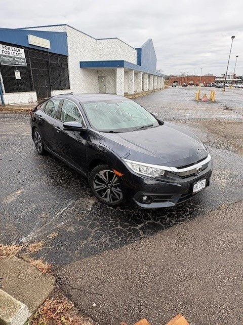 2016 Honda Civic 10th Gen - Image 2 of 13