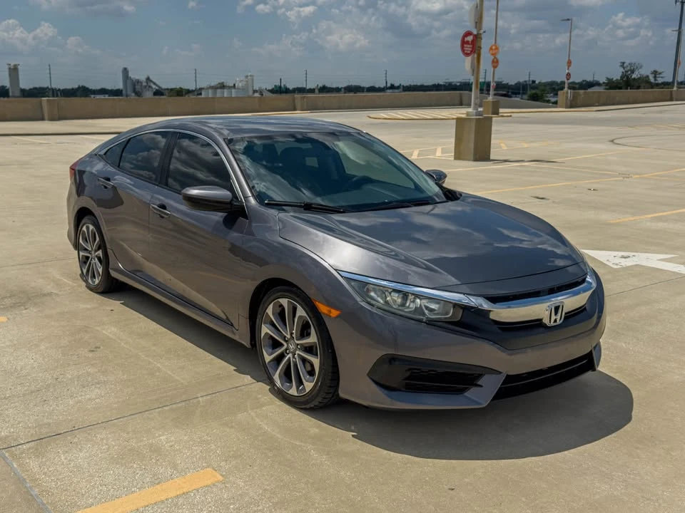 2016 Honda Civic 10th Gen - Image 2 of 14