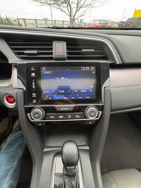 2016 Honda Civic 10th Gen - Image 12 of 13