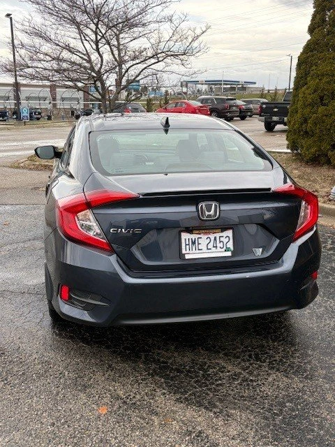 2016 Honda Civic 10th Gen - Image 4 of 13