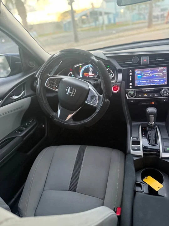 2016 Honda Civic 10th Gen - Image 7 of 7