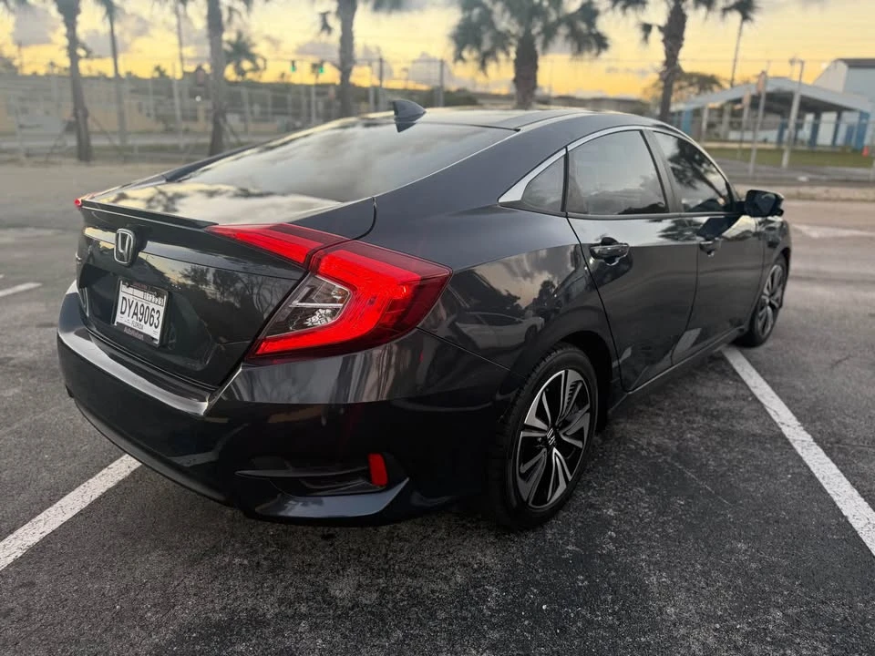2016 Honda Civic 10th Gen - Image 4 of 7