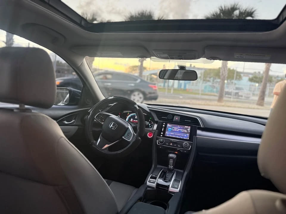 2016 Honda Civic 10th Gen - Image 6 of 7