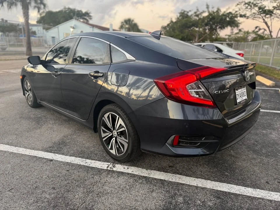 2016 Honda Civic 10th Gen - Image 3 of 7