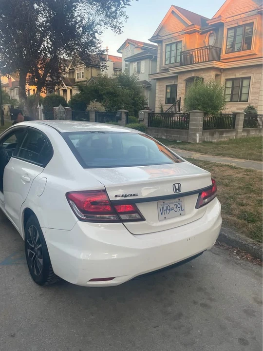 2016 Honda Civic 10th Gen - Image 2 of 3