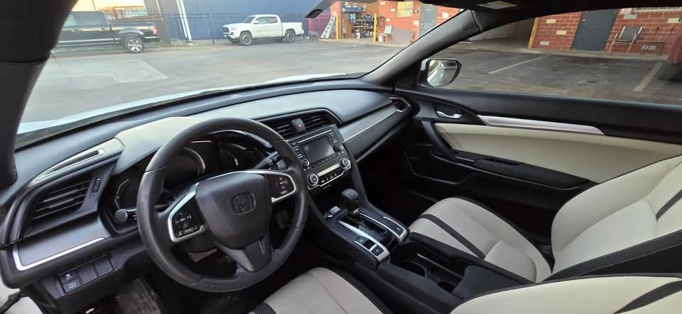2016 Honda Civic 10th Gen - Image 5 of 8