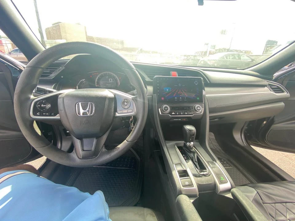 2016 Honda Civic 10th Gen - Image 2 of 8