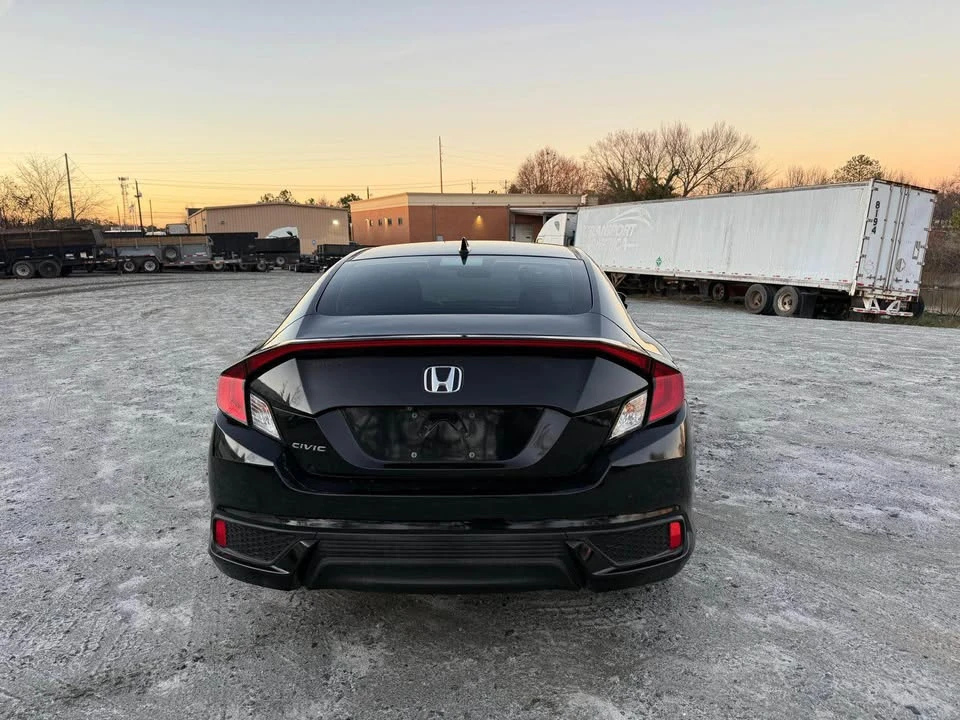 2016 Honda Civic 10th Gen - Image 6 of 13